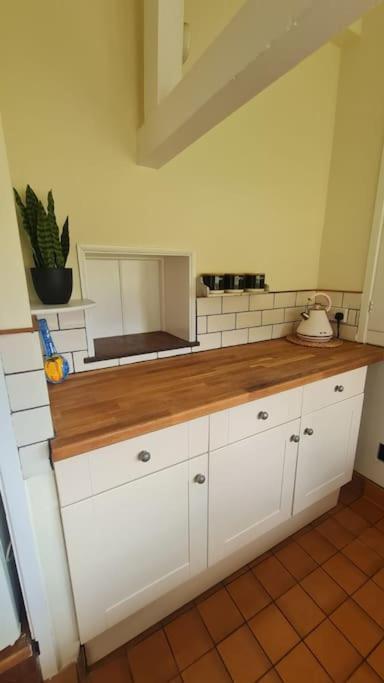 Wish End Cottage Ratton Экстерьер фото