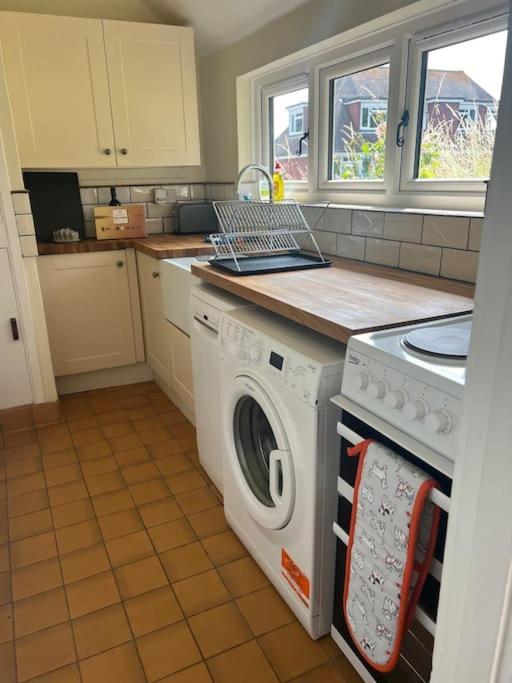 Wish End Cottage Ratton Экстерьер фото