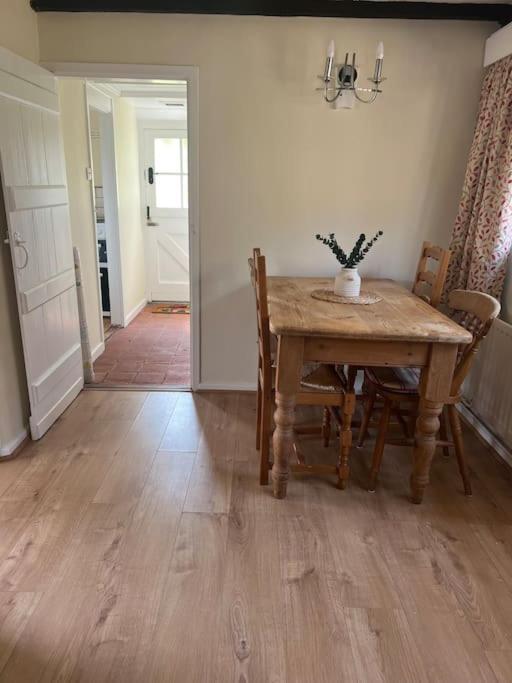 Wish End Cottage Ratton Экстерьер фото