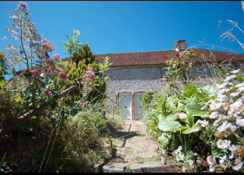 Wish End Cottage Ratton Экстерьер фото